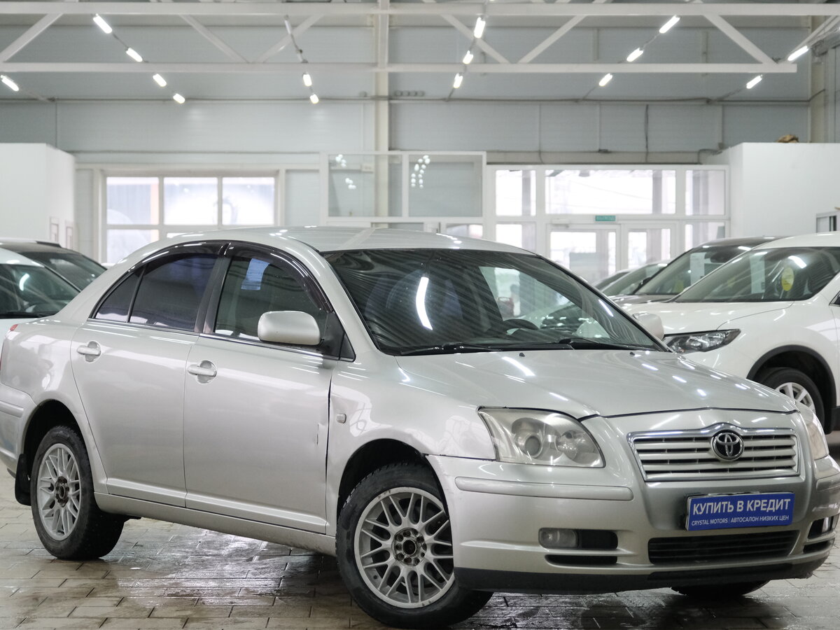 Toyota Avensis II