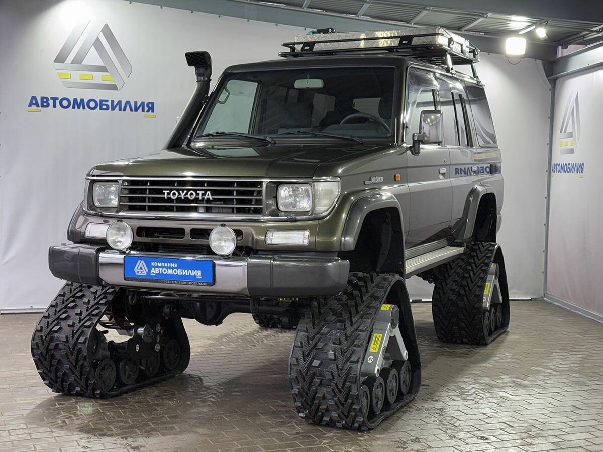 Toyota Land Cruiser 70 Series
