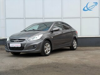 2012 Hyundai Solaris I, серый, 650000 рублей, вид 1