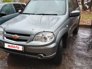 2014 Chevrolet Niva I Рестайлинг, серый, 650000 рублей, вид 1