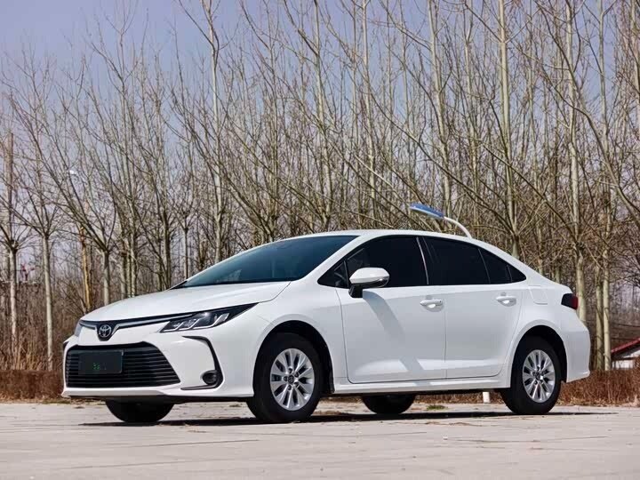 Toyota Corolla XII (E210)