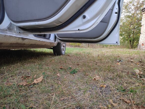 1999 Toyota Prius I (XW10), белый, 255000 рублей - вид 8