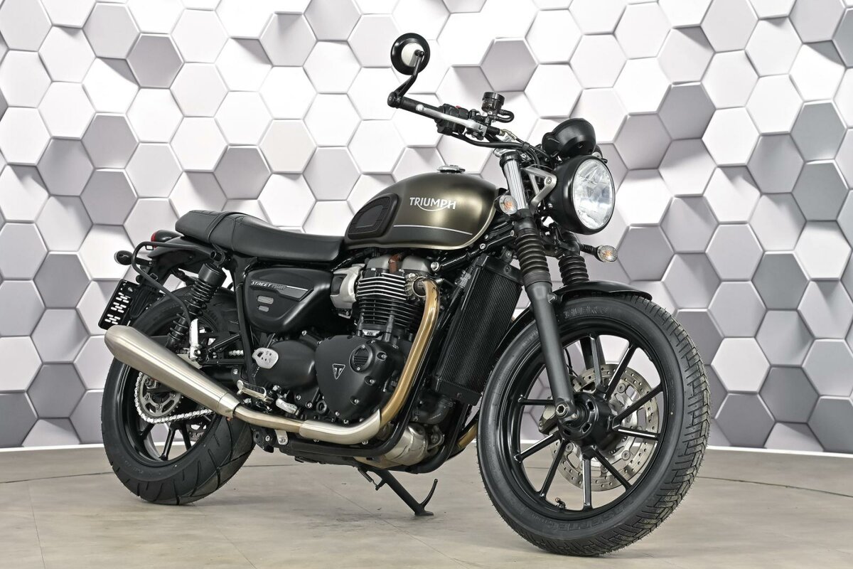 Triumph Street Twin