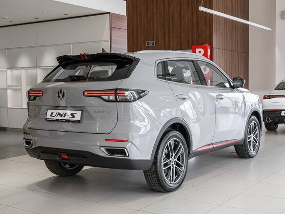 2025 Changan UNI-S (CS55 Plus), серый, 3109900 рублей - вид 8