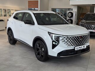 2026 Changan UNI-S I Рестайлинг, белый, 3149900 рублей, вид 4