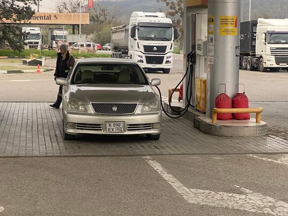 2003 Toyota Crown XII (S180), серебристый, 1150000 рублей - вид 3