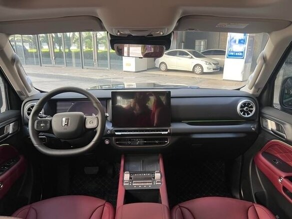 2025 Tank 300 I Рестайлинг, чёрный, 4850007 рублей - вид 13