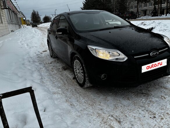 2011 Ford Focus III, чёрный - вид 1