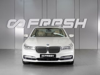 2015 BMW 7 серии Long 750Li xDrive VI (G11/G12), белый, 3549000 рублей, вид 3