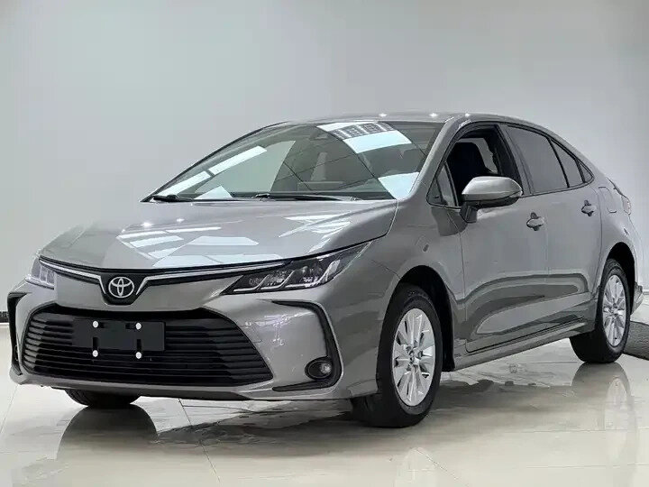 Toyota Corolla XII (E210)