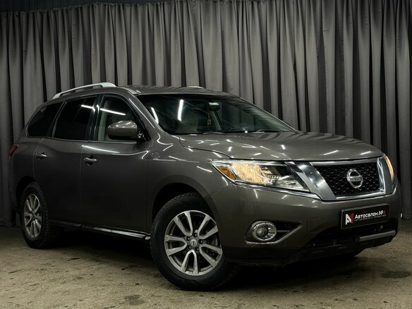 2016 Nissan Pathfinder IV, коричневый, 1649777 рублей - вид 1