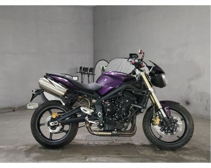 Triumph Street Triple