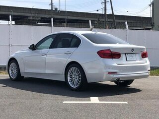 2018 BMW 3 серии 318i VI (F3x) Рестайлинг, белый, 1422009 рублей, вид 4