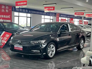 2025 Volkswagen Magotan B8 Рестайлинг, чёрный, 2668000 рублей, вид 1