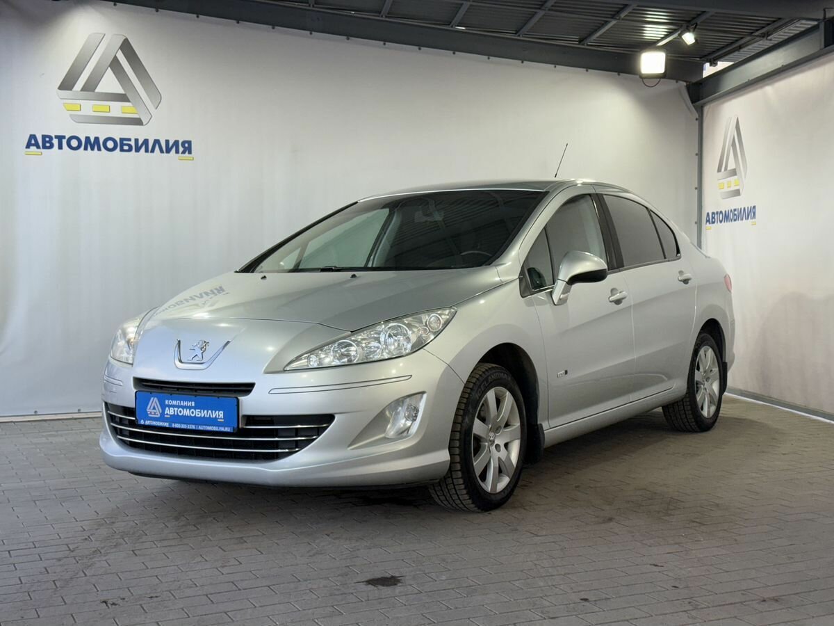 Peugeot 408 I