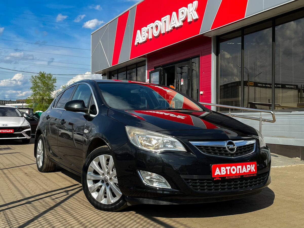 Opel Astra J