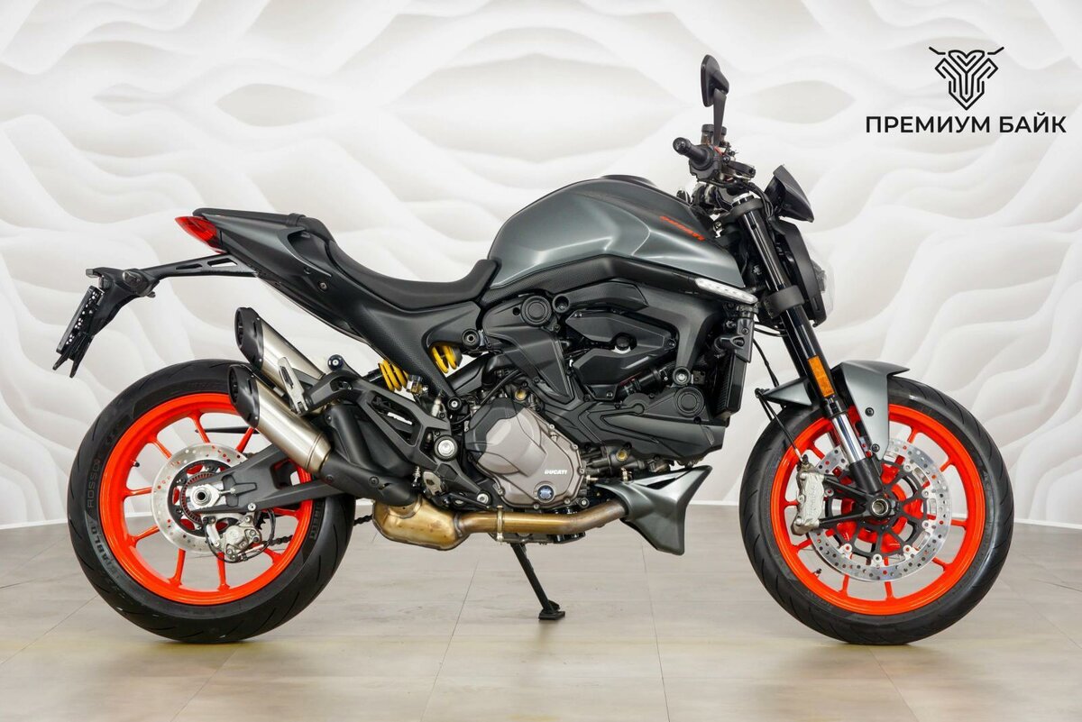 Ducati Monster 937