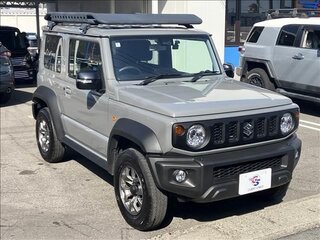2022 Suzuki Jimny Sierra IV, серый, 1840999 рублей, вид 1