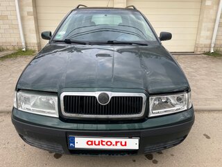 2003 Skoda Octavia I (A4) Рестайлинг, зелёный, 145000 рублей, вид 2