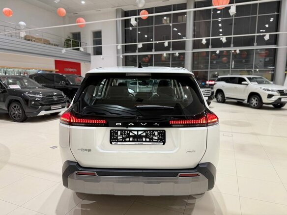 2026 Toyota RAV4 VI (XA60), белый, 4990000 рублей - вид 5