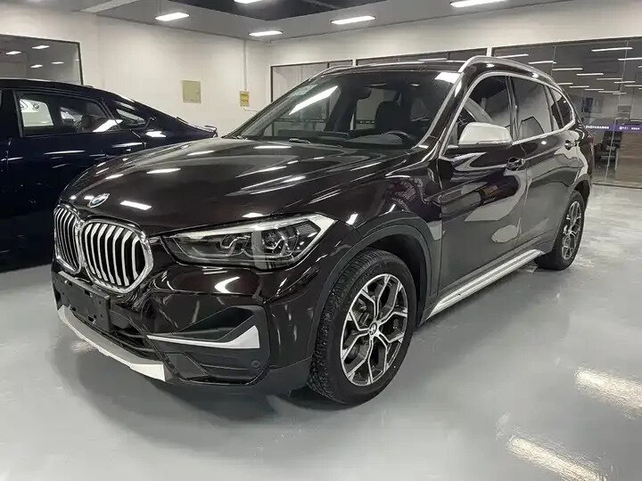 BMW X1 Long 20Li sDrive II (F48) Рестайлинг
