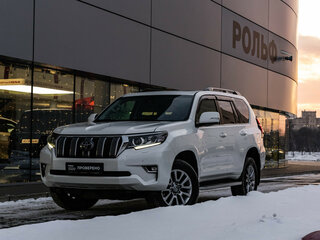 2017 Toyota Land Cruiser Prado 150 Series Рестайлинг 2, белый, 4980000 рублей, вид 1