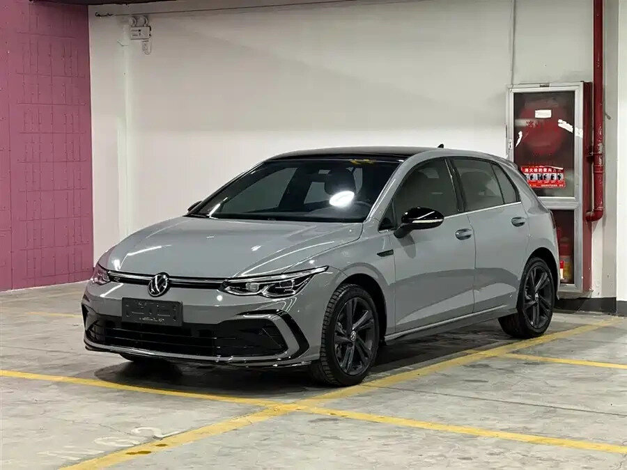 Volkswagen Golf VIII