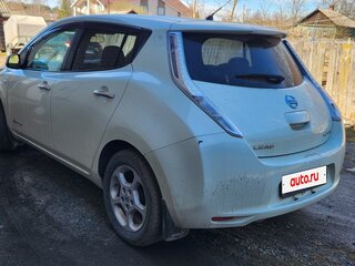 2011 Nissan Leaf I (ZE0/AZE0), белый, 600000 рублей, вид 5