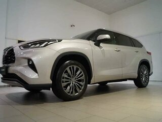 2025 Toyota Highlander IV (XU70), бежевый, 5600000 рублей, вид 3