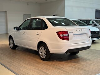 2026 Lada (ВАЗ) Granta I Рестайлинг, белый, 1101000 рублей, вид 3
