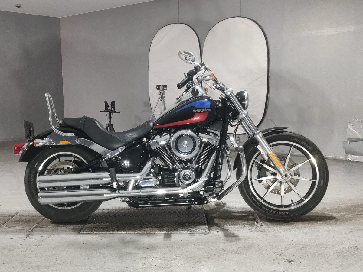 Harley-Davidson Low Rider ST