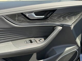 2025 Hongqi HS5 I Рестайлинг, чёрный, 4940000 рублей, вид 4