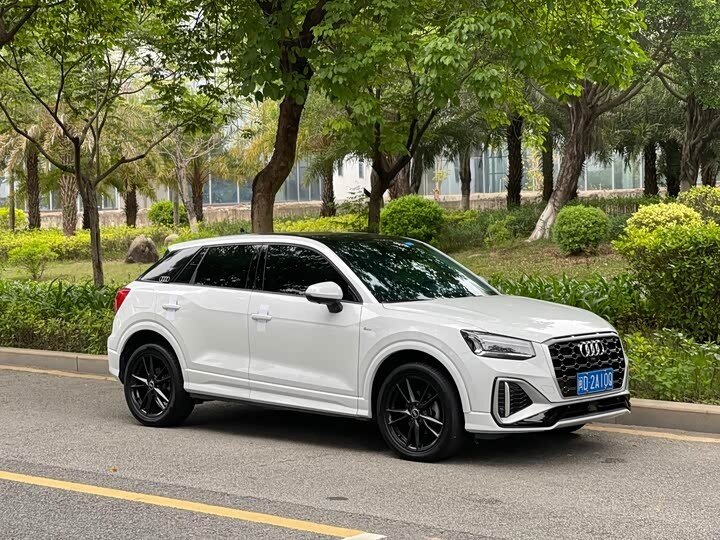 Audi Q2 L 35 TFSI I Рестайлинг