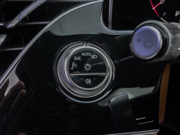 2025 Mercedes-Benz E-Класс 300 VI (W214, S214), чёрный, 9920000 рублей - вид 29