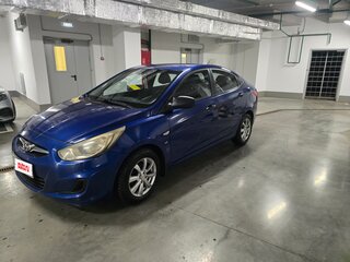 2014 Hyundai Solaris I, синий, 720000 рублей, вид 1