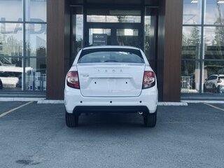 2026 Lada (ВАЗ) Granta I Рестайлинг, белый, 1210000 рублей, вид 5