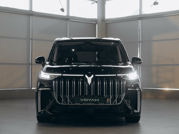2026 Voyah Dream I, чёрный, 8800000 рублей - вид 1