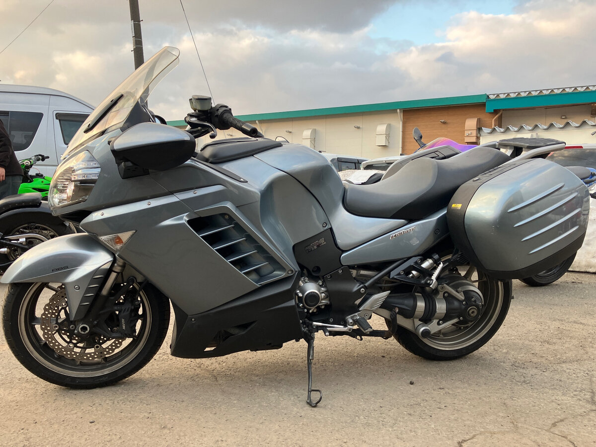 Kawasaki GTR 1400 (Concours 14)
