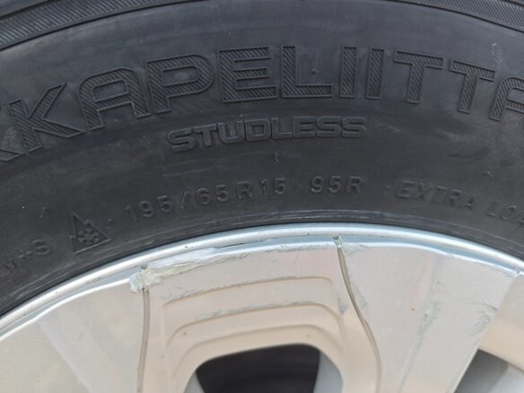 2019 Toyota Prius PHV ZVW52 Prime IV (XW50), серый, 2130000 рублей - вид 28