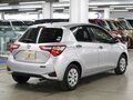 2020 Toyota Vitz III (XP130) Рестайлинг 2, серый, 770000 рублей - вид 6