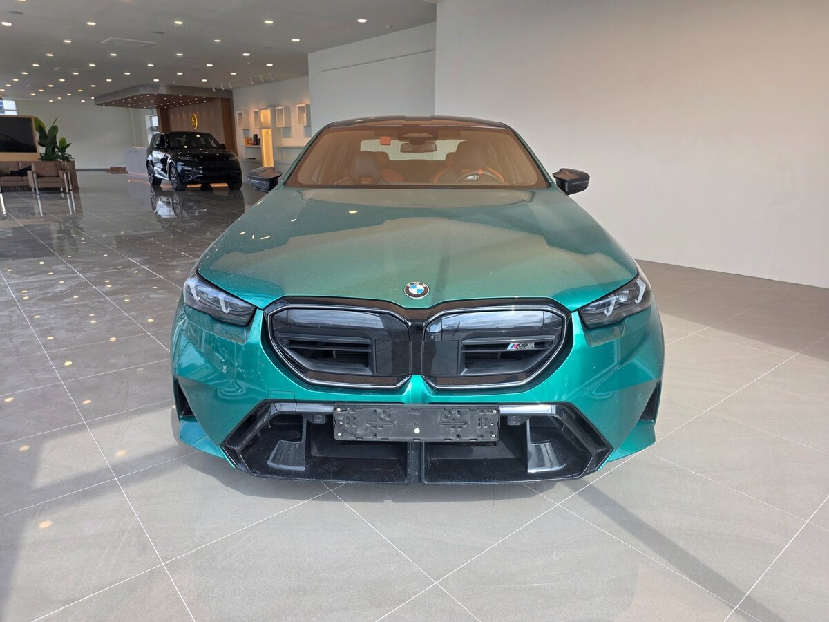 BMW M5 VII (G90)
