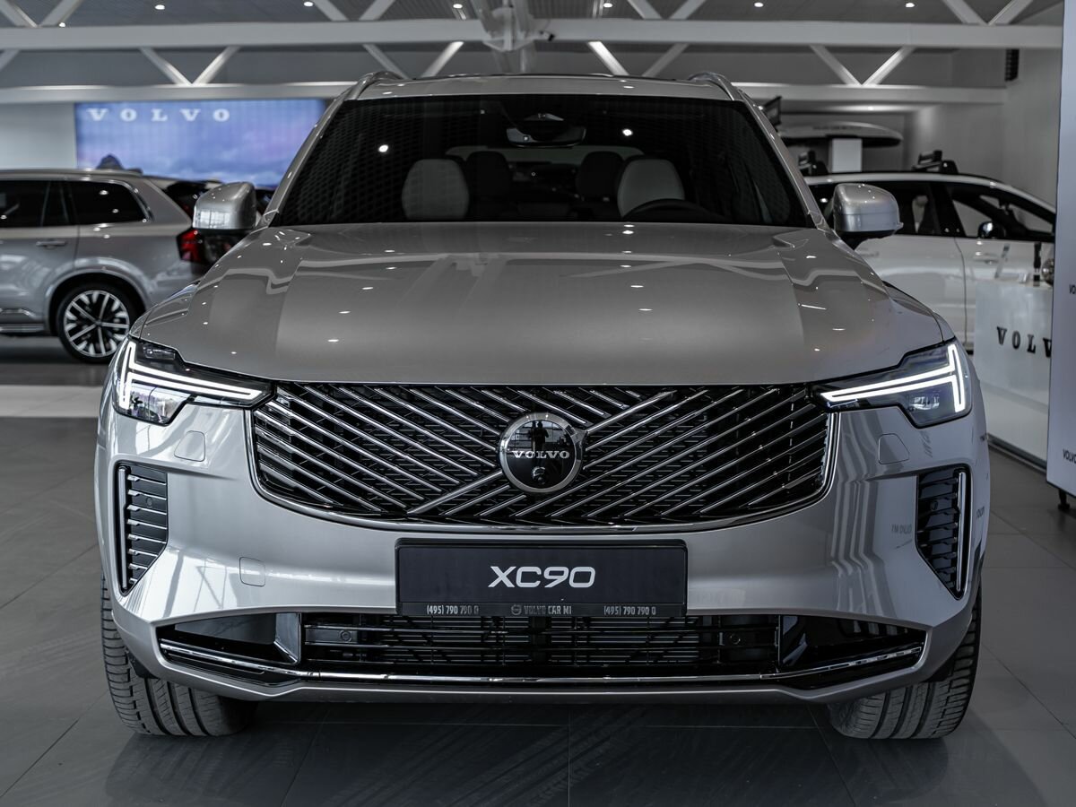 Volvo XC90 B5 II Рестайлинг 2