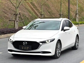 2021 Mazda 3 Axela IV (BP), белый, 1480000 рублей, вид 1