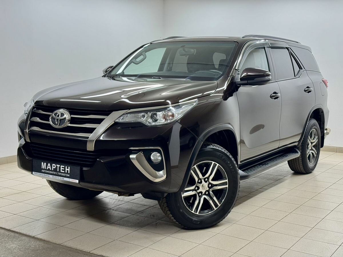 Toyota Fortuner II