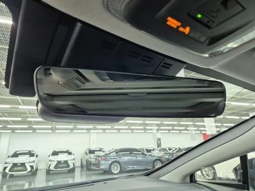 2025 Toyota Prius PHV V (XW60), серый, 4720311 рублей - вид 9