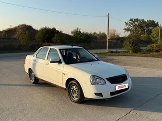 2017 Lada (ВАЗ) Priora I Рестайлинг, белый, 535000 рублей, вид 1