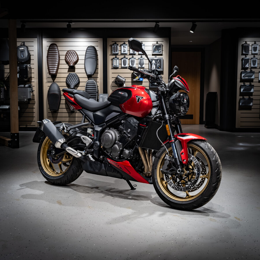 Triumph Trident 800