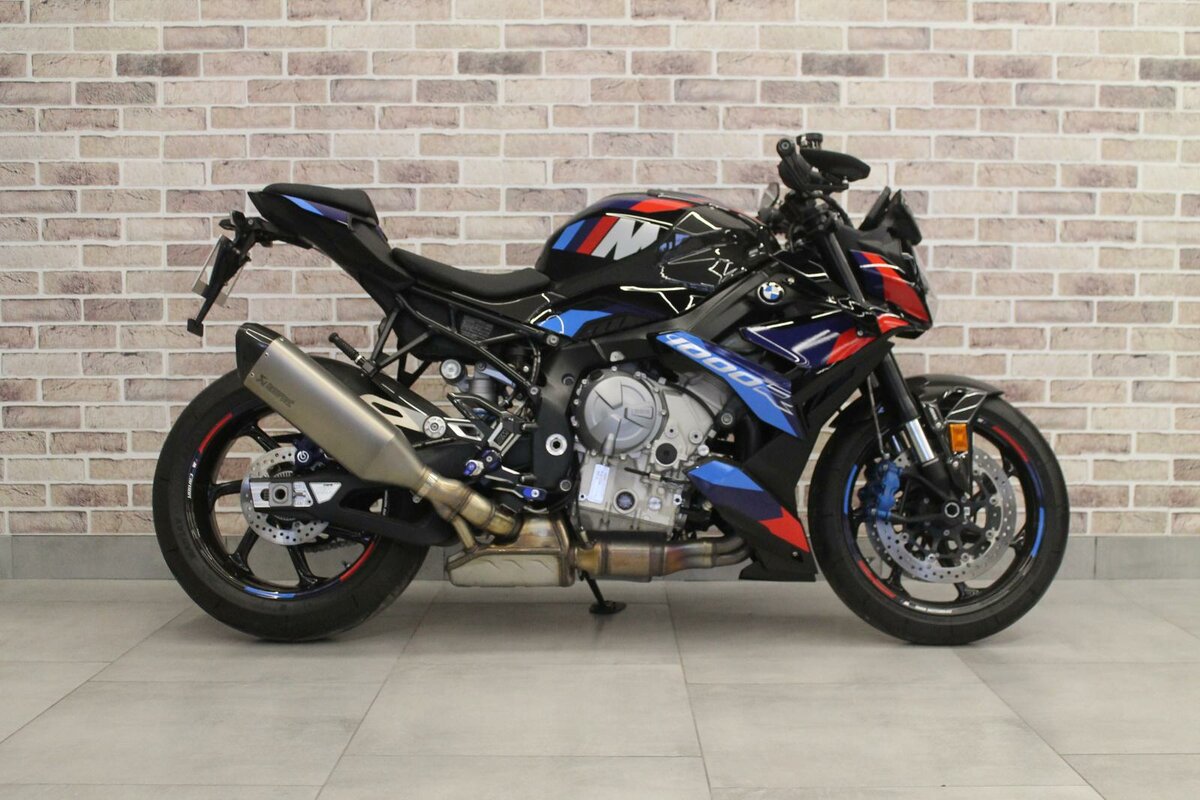BMW M 1000 R