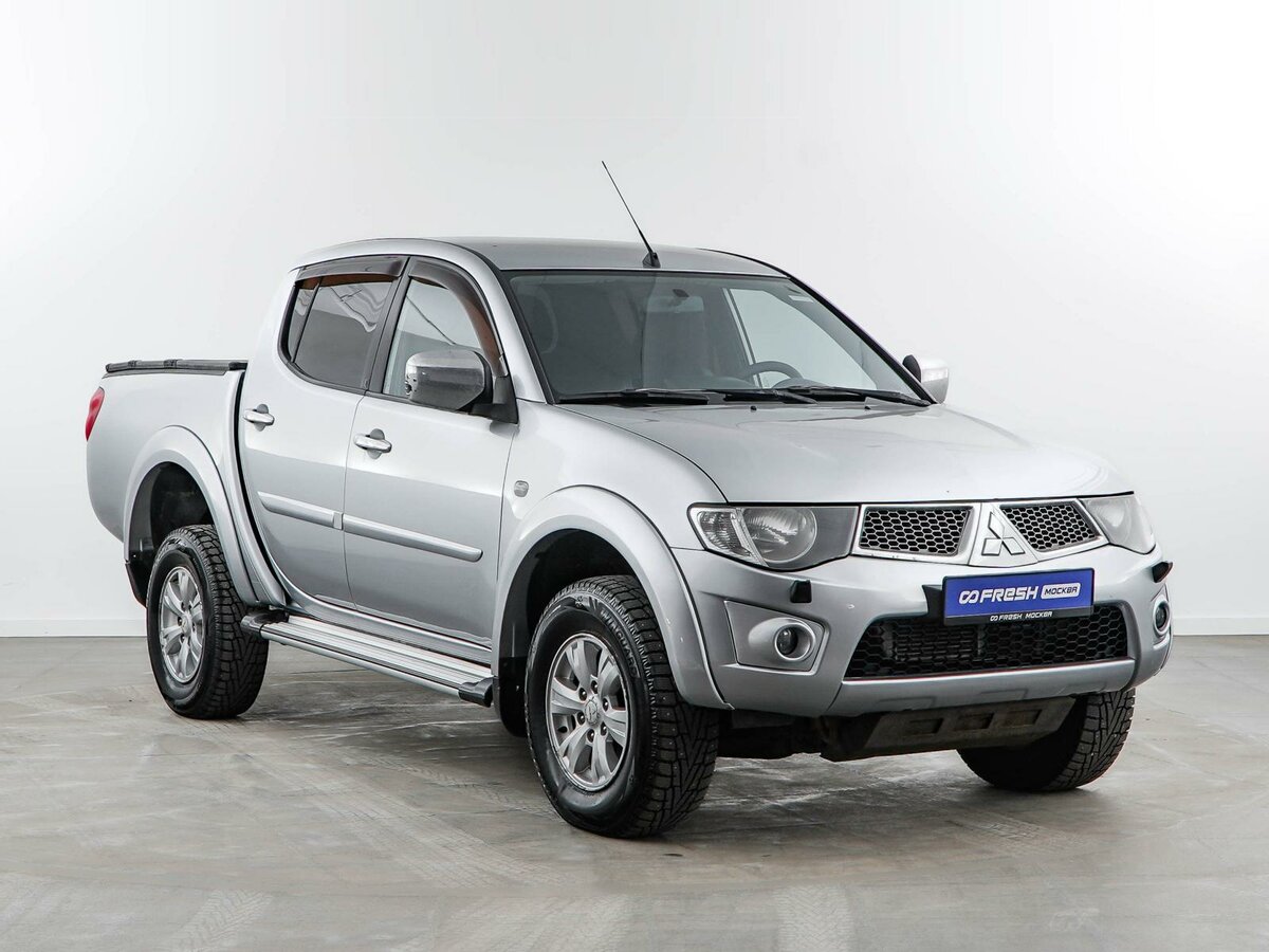 Mitsubishi L200 IV