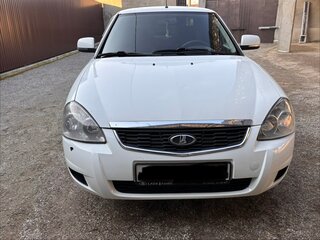 2013 Lada (ВАЗ) Priora I Рестайлинг, белый, 330000 рублей, вид 1